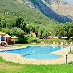 Blu & With Pool By Dadovillas Willa