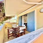 Blu & With Pool By Dadovillas *
