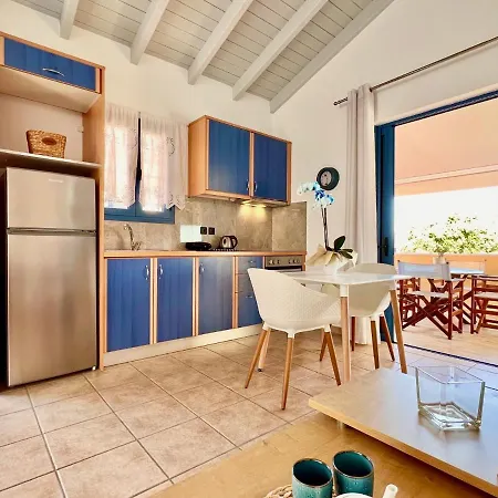 Blu & With Pool By Dadovillas Villa Mparmpati