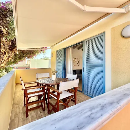 Blu & With Pool By Dadovillas *